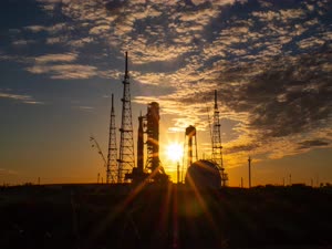 Sun sets on Full Artemis II Stack at Launch Pad 39B Time Lapse